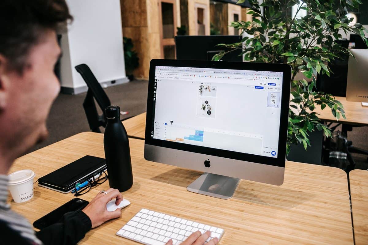 Agency vs In-House: 9 Reasons Why Outsourcing Will Get You Better Results 2 Megaphone 337 1